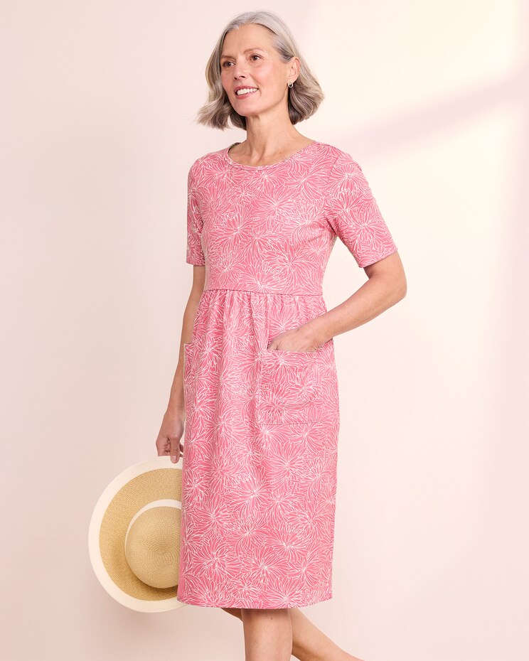 Boardwalk Knit Tropical-Print Weekend Dress  image number 1