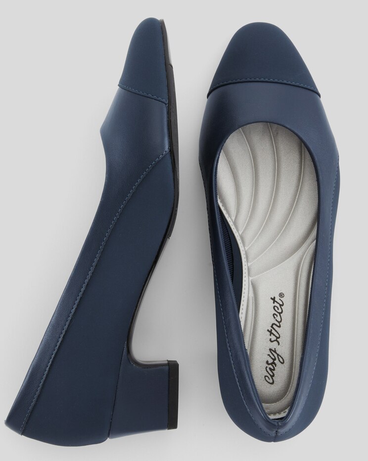 Easy Street Dottie Two-Tone Pump image number 1
