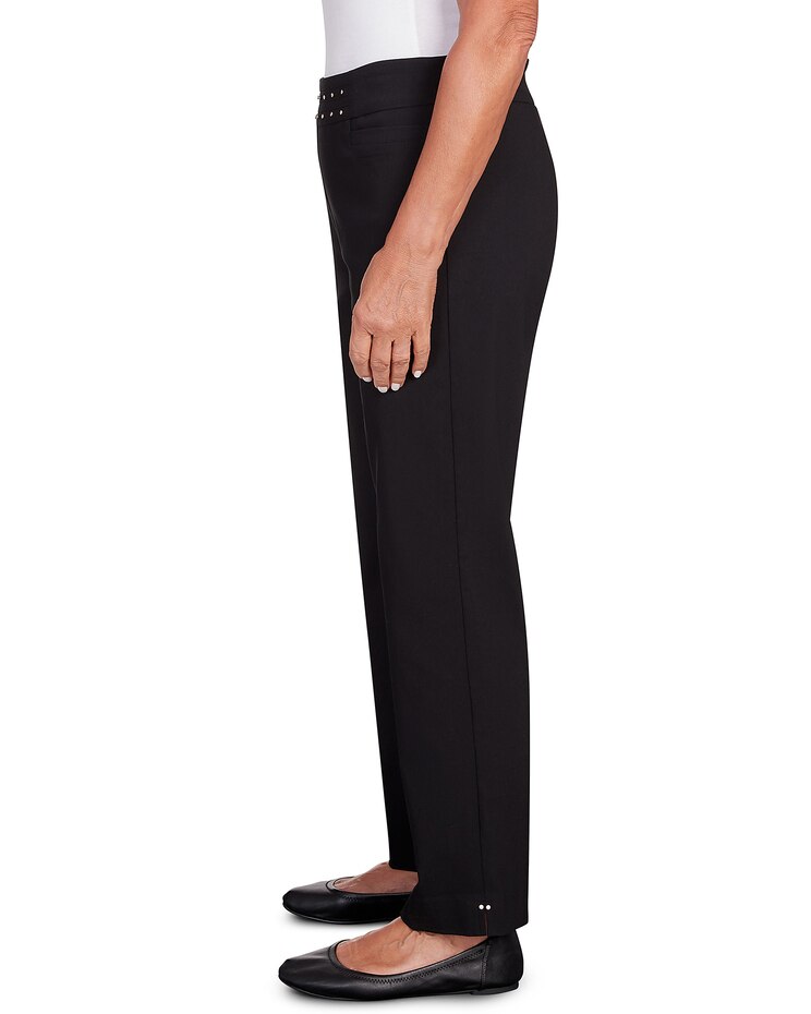 Alfred Dunner® Neutral Territory Embellished Waist Short Length Pant image number 7