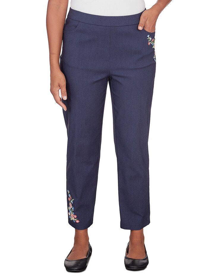 Alfred Dunner® A Fresh Start Embroidered Allure Pull On Ankle Pant image number 1