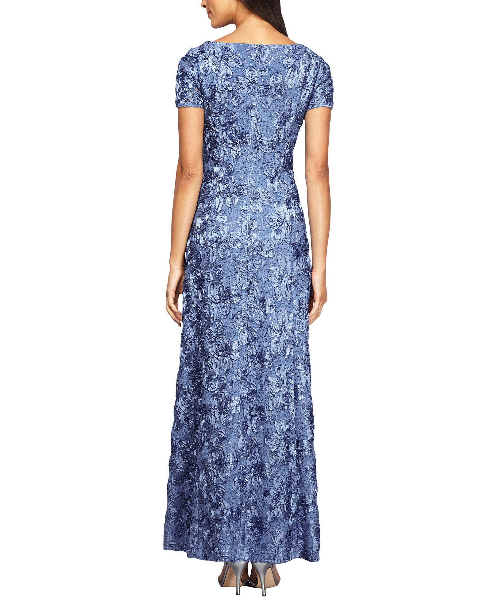 Rosette a line gown outlet