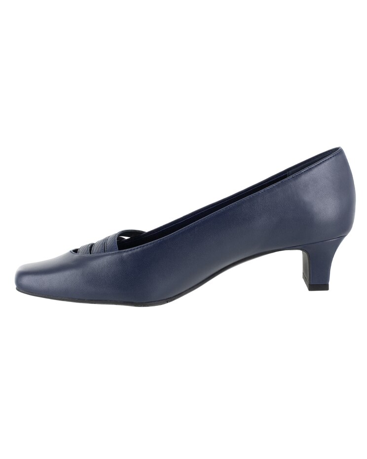 Easy Street Entice Pumps image number 2