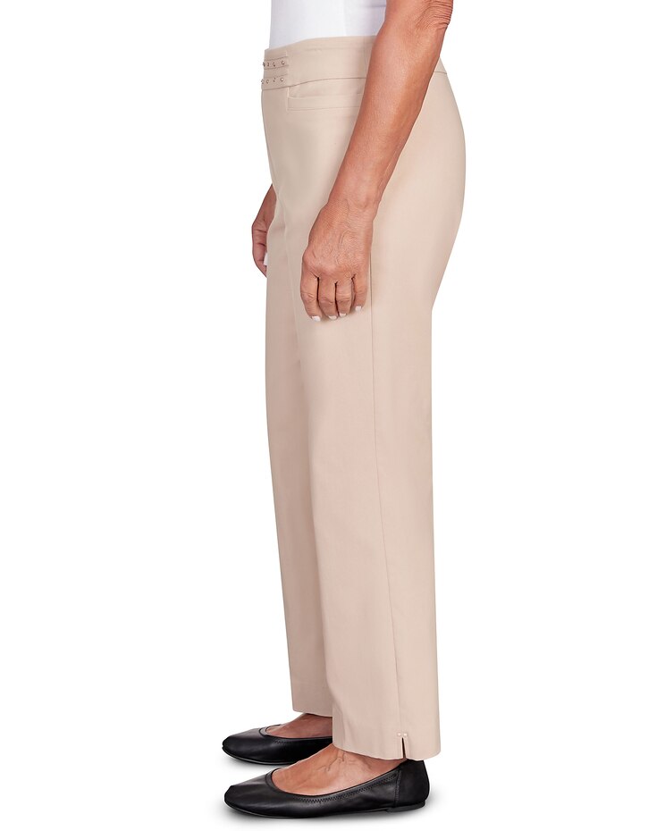 Alfred Dunner® Neutral Territory Embellished Waist Short Length Pant image number 6