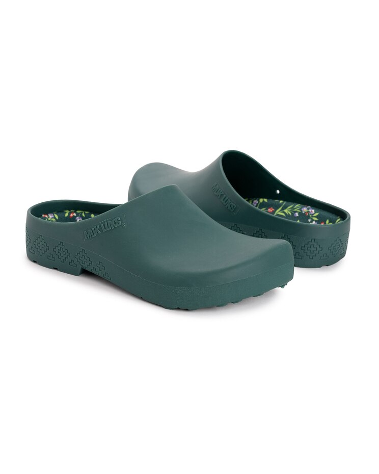 MUK LUKS® Women's Garden Clog and Glove Set image number 3