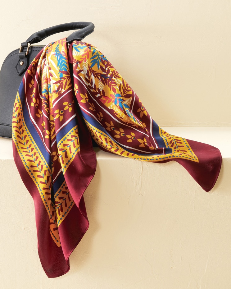Autumn Spice Scarf image number 2