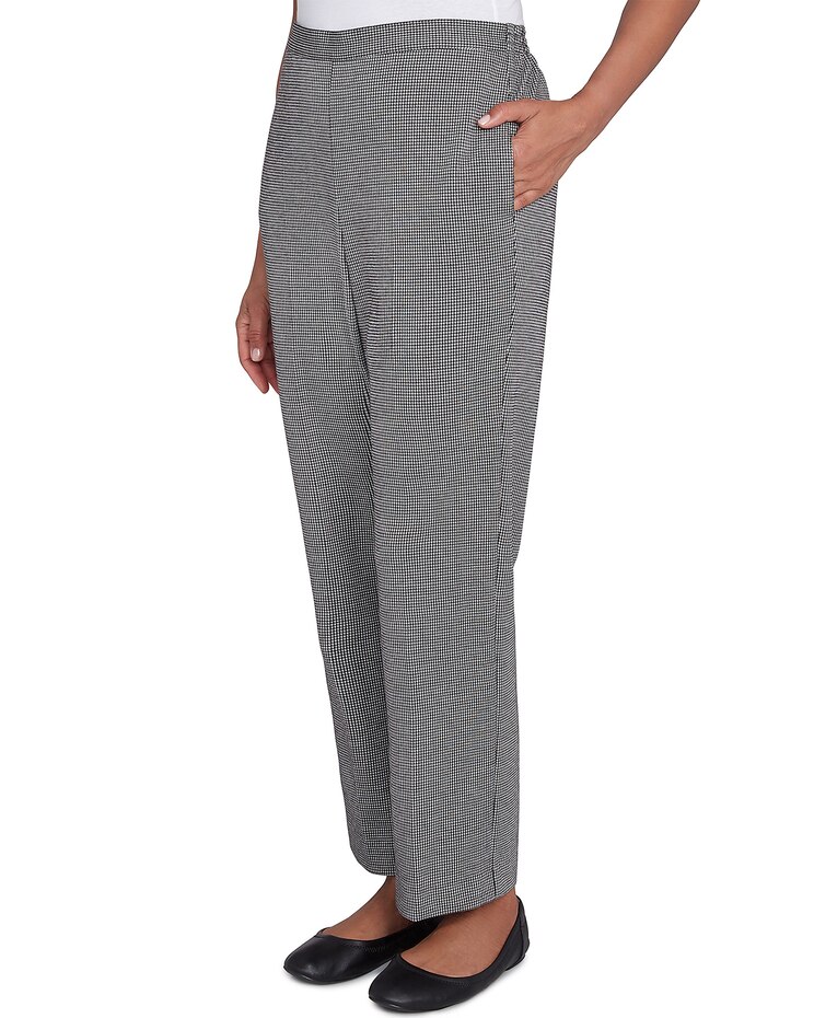 Alfred Dunner® Runway Ready Chic Comfort Waist Medium Length Pant image number 3