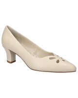 Easy Street® Pat Pumps thumbnail number 1