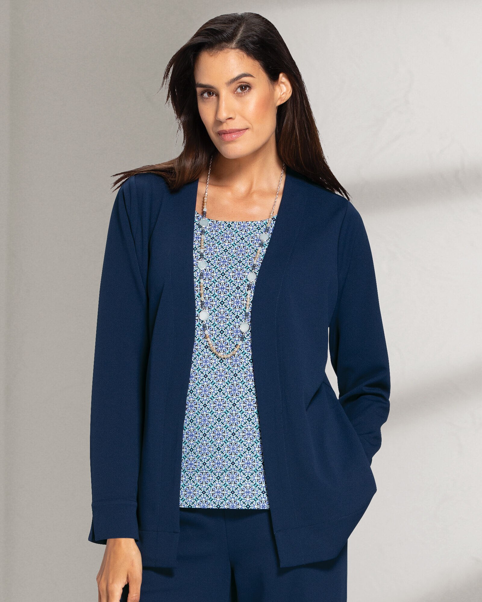 Travel knit cardigan top