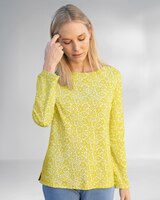 Essential Cotton Shadow Daisy Tee thumbnail number 1