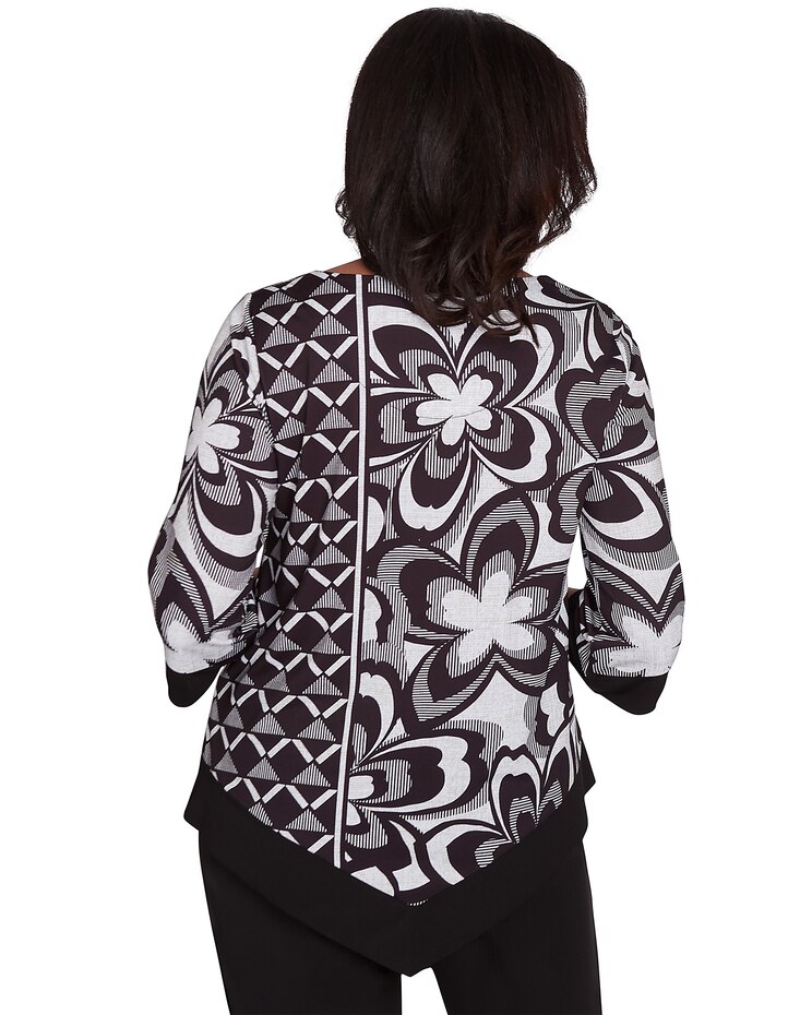 Alfred Dunner® Runway Ready Floral Geometric Top with a Contrast Trim with a Detachable Necklace image number 2