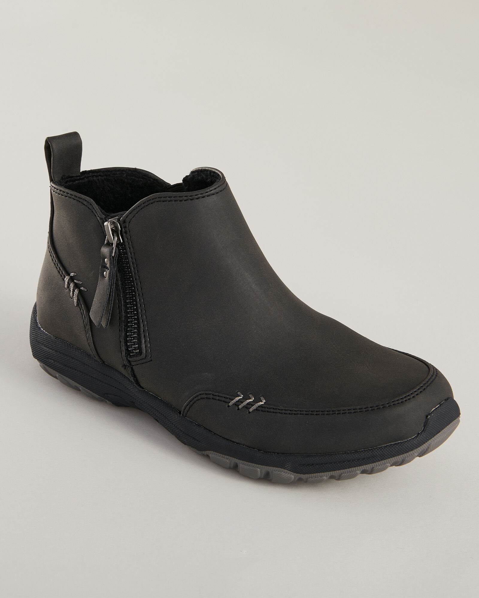 Skechers reggae boots top
