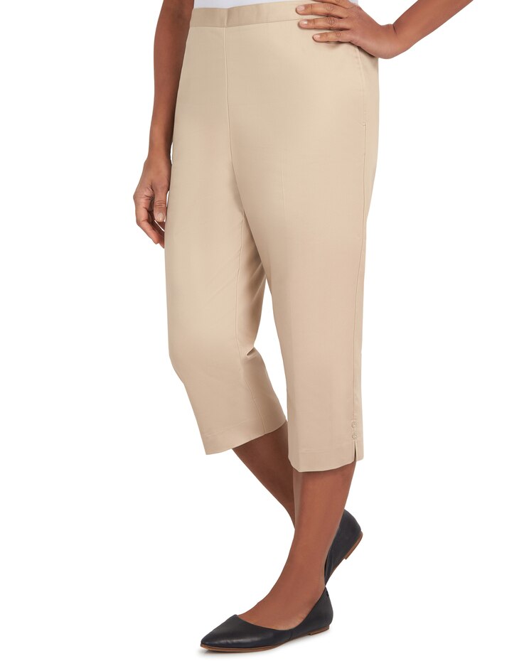 Alfred Dunner® Island Vibes Proportioned Short Pant image number 3