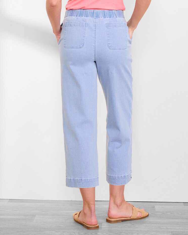 DreamFlex Denim Patch-Pocket Capris  image number 3