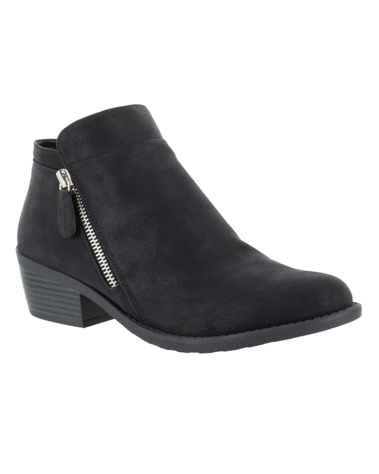 Easy Street Gusto Ankle Boots image number 1