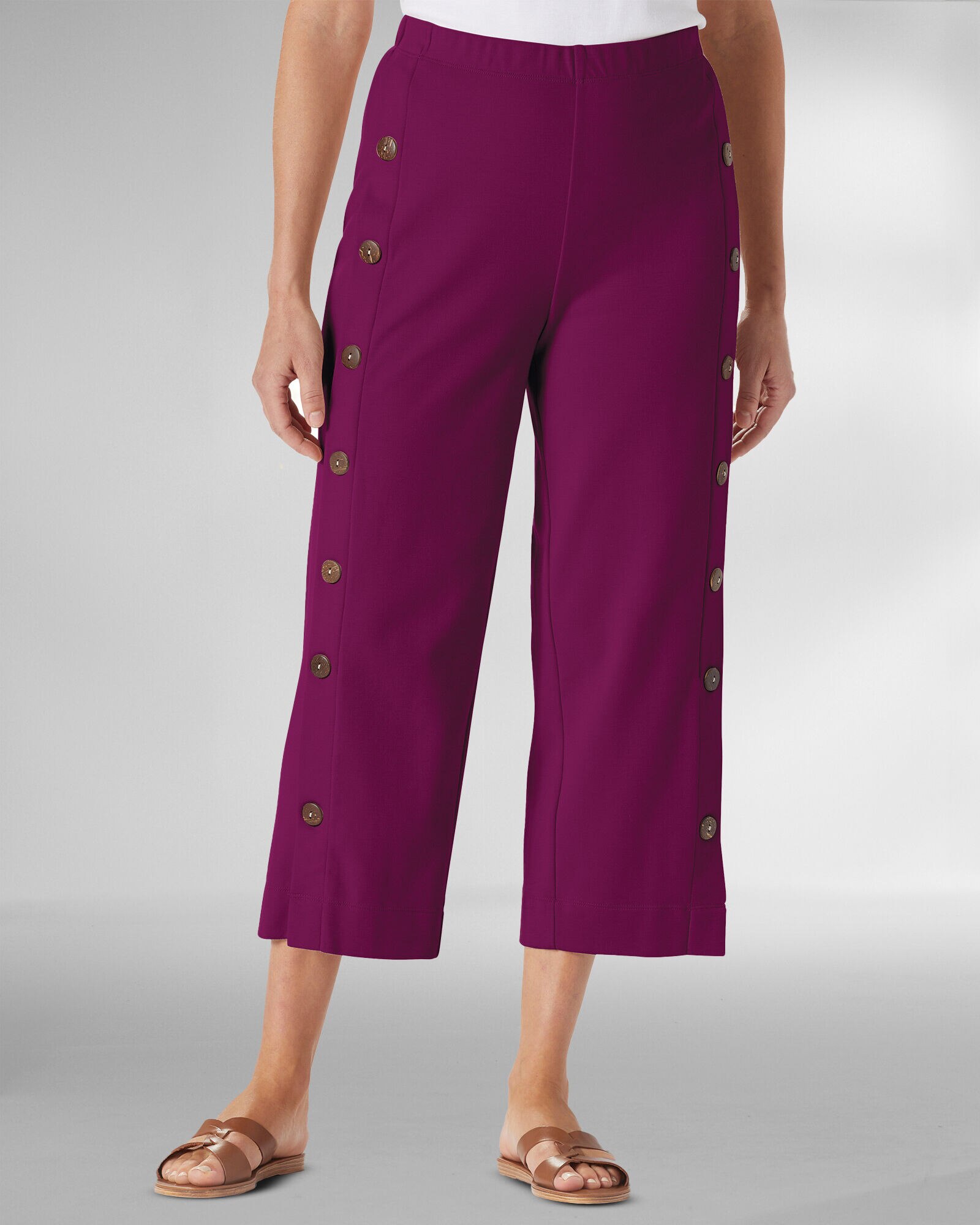 Sahara Side-Button Knit Capris | Appleseed's