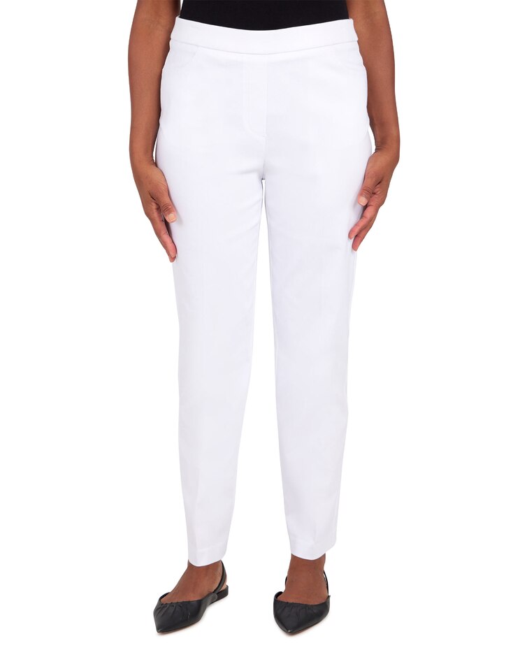 Alfred Dunner® Classics  Super Stretch Mid- Rise Short Length Pant image number 1