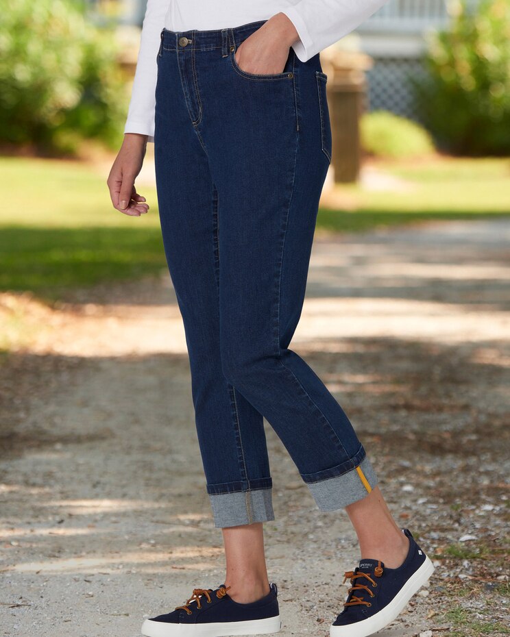 DreamFlex Denim Comfort-Waist Cuffed Jeans image number 4