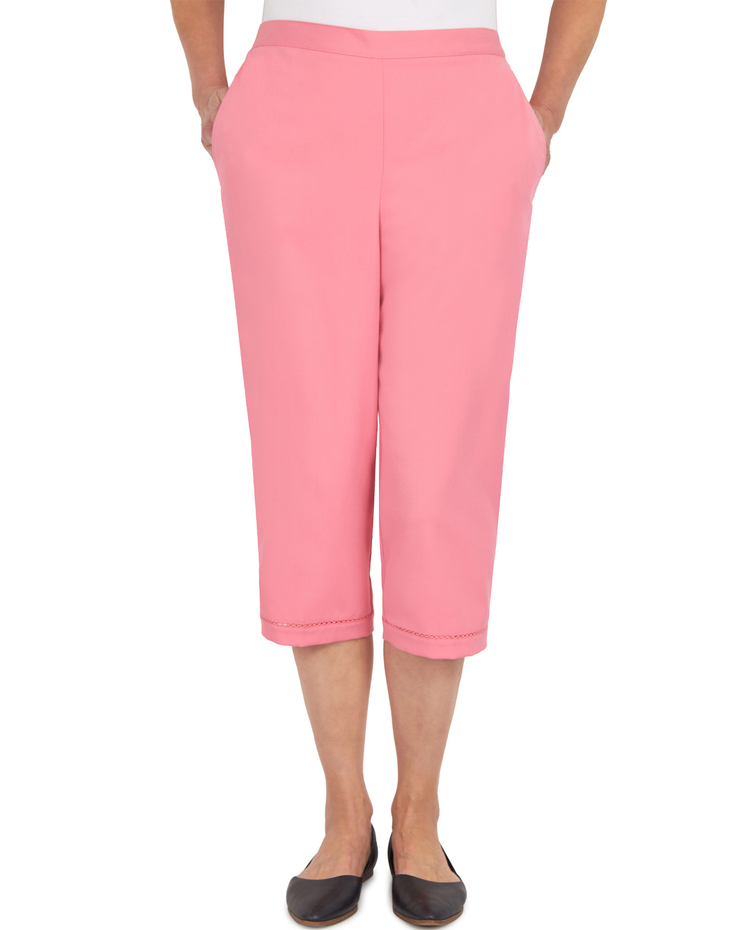 Alfred Dunner® Short and Sweet Sweet Cut Out Capri image number 1