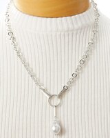 Baroque Pearl Necklace thumbnail number 1