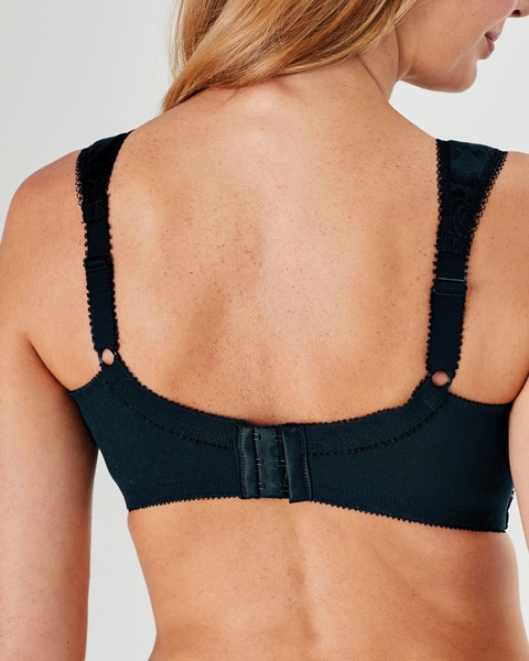 Playtex® 18 Hour Comfort Strap Bra