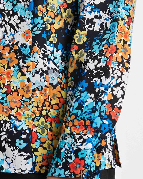 Foxcroft Katie Floral Cluster Wing Collar Shirt