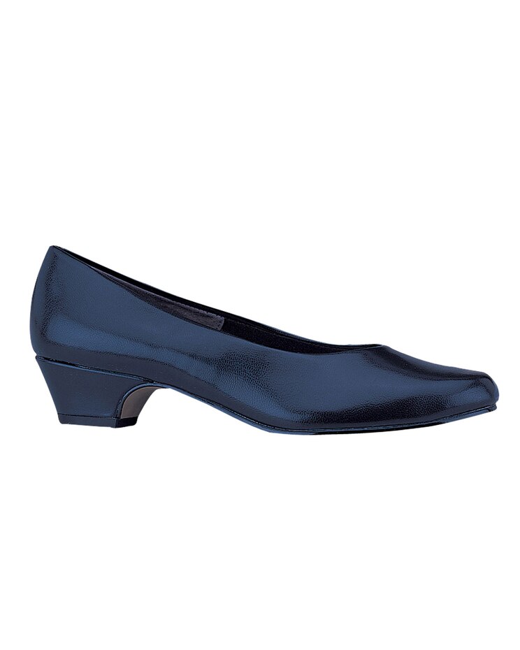 “Angel II” by Soft Style®, a Hush Puppies® Company image number 1