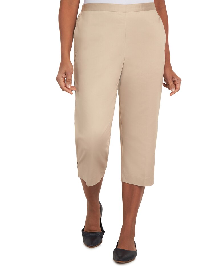 Alfred Dunner® Island Vibes Proportioned Short Pant image number 1